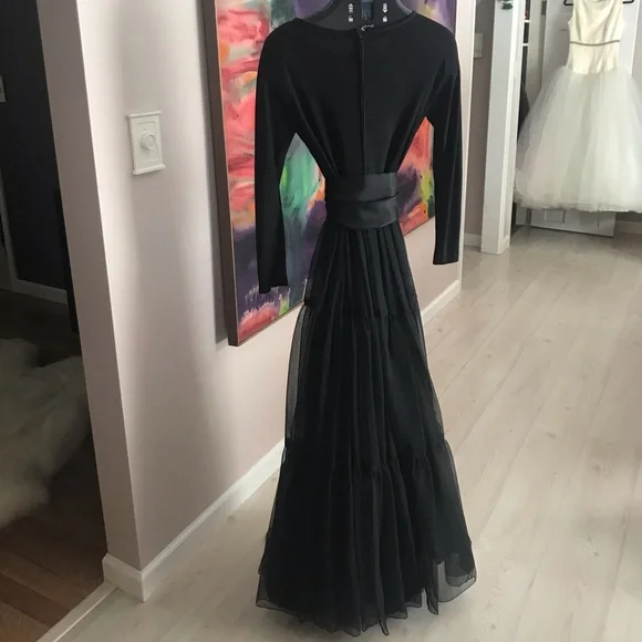 James Daugherty NY rare Vintage 1970s Black Gown XS perfect vampire vibe